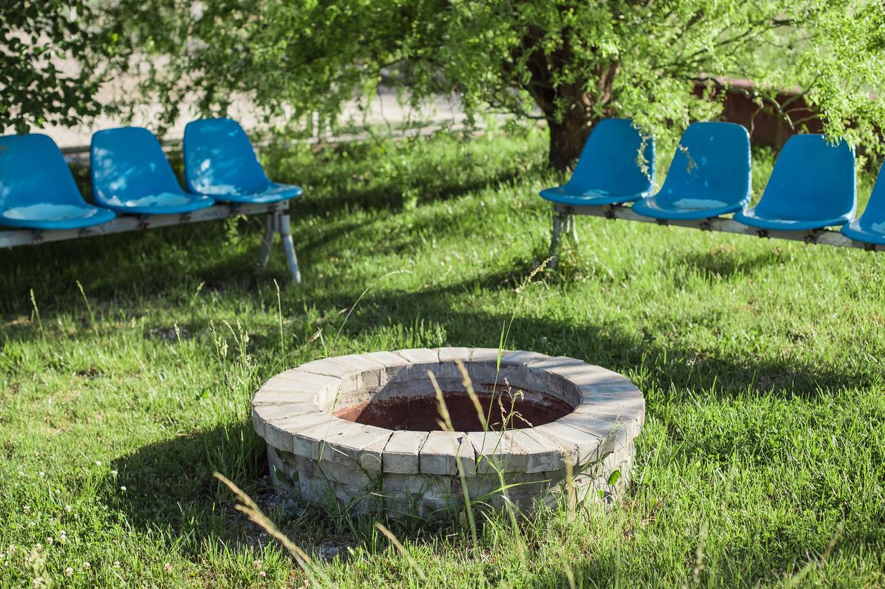 Picnic Park Hotell Shenggeldi Eksteriør bilde