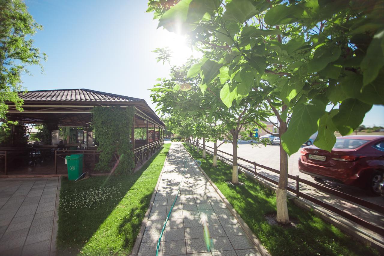Picnic Park Hotell Shenggeldi Eksteriør bilde